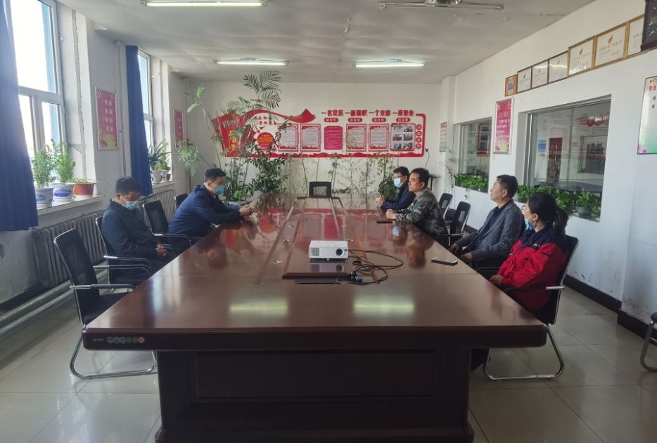 华体会官方(中国)总部副市长带领经开区领导莅临华体会官方(中国)总部制药